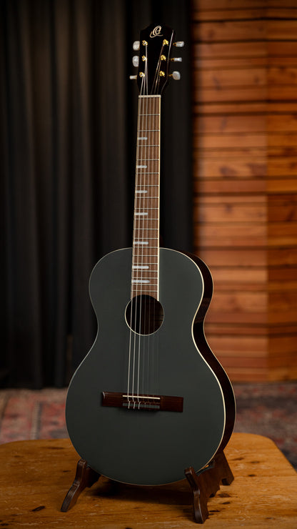 ORTEGA Ranger Series 4/4 Konzertgitarre 6-String - Platinum + Gigbag