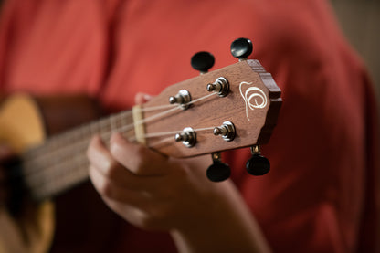 ORTEGA Bonfire Serie Sopran Ukulele 4 String - Fichte/Sapele Natur