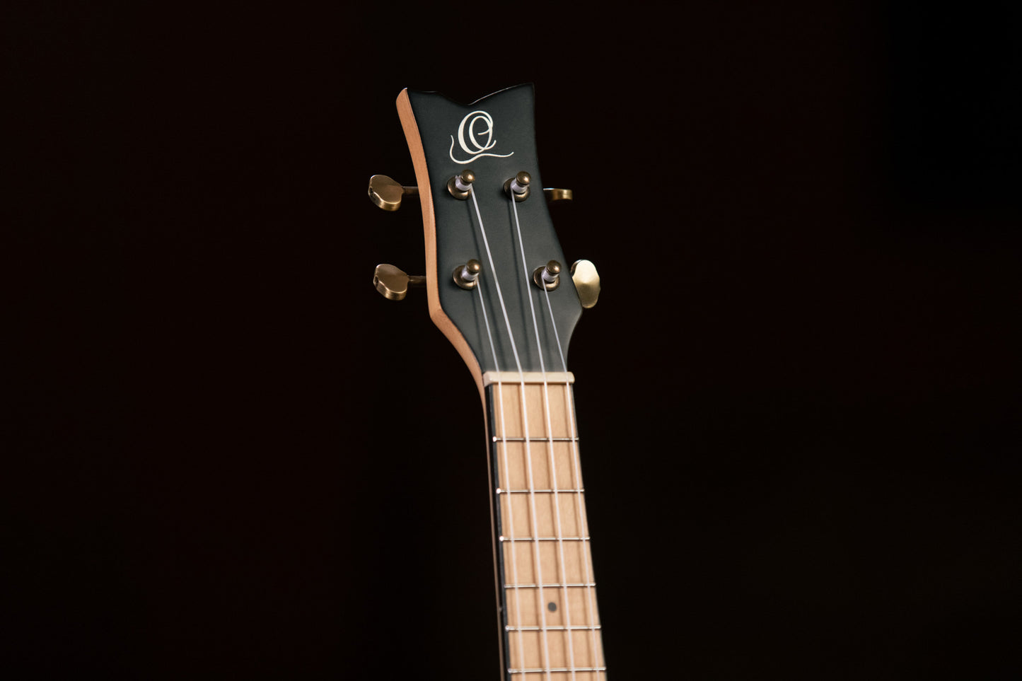 ORTEGA Banjolele Serie Konzert Ukulele 4 String - Maple Natural + Bag