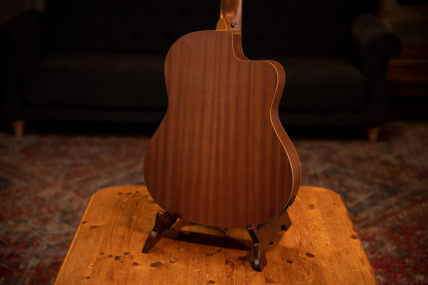 ORTEGA Family Series 4/4 Classical Slim Neck Guitar 6 String Lefty - Spruce / Mahogany Natural + Gig Bag