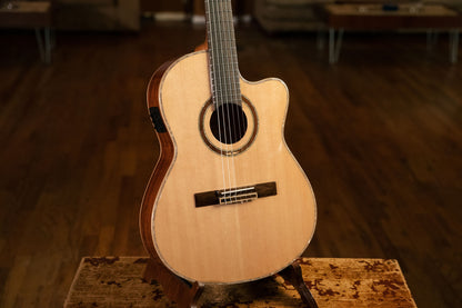 ORTEGA Performer Series 4/4 Thinline Classical Guitar 6-String - Natural + Gig Bag