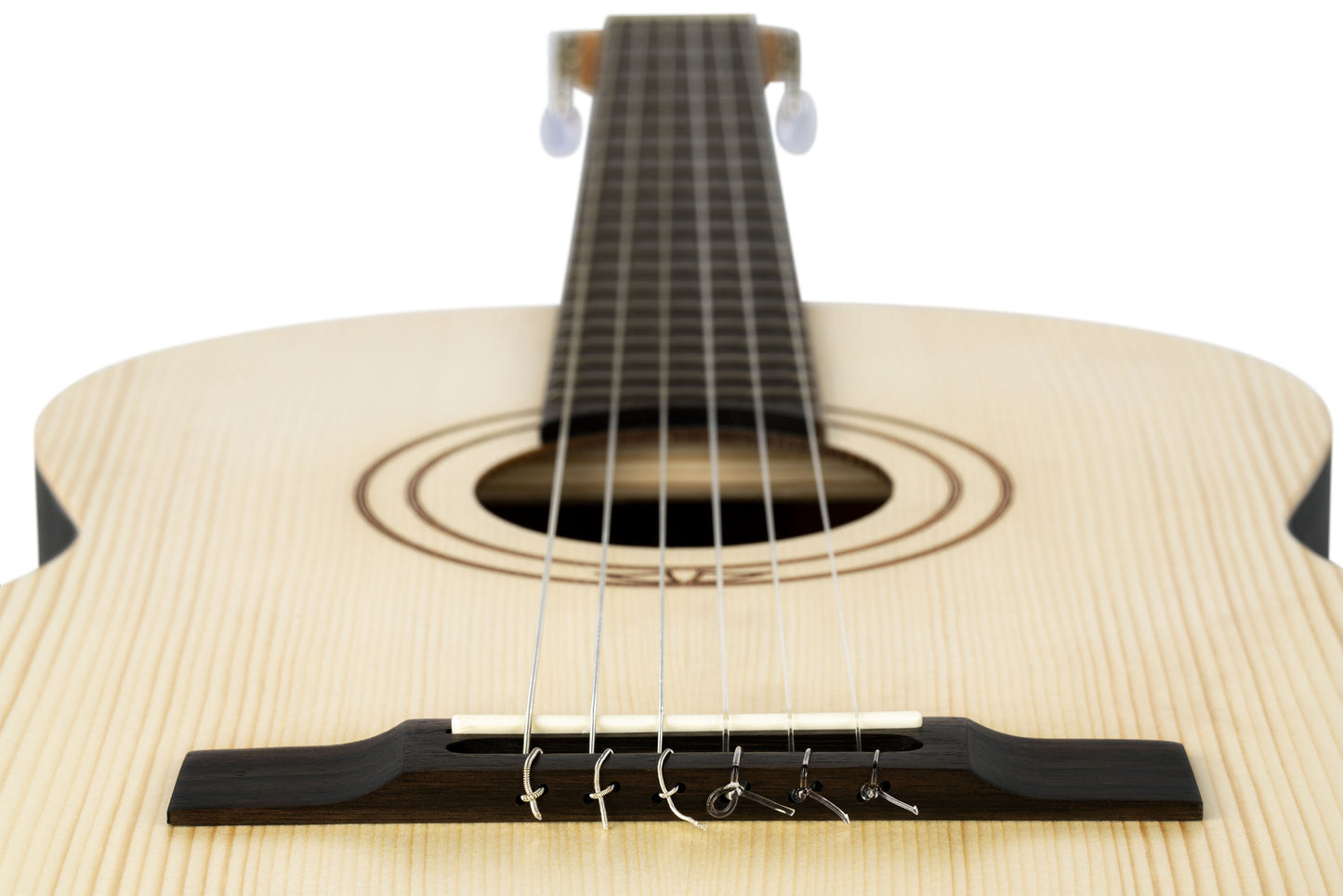 ORTEGA Traditional Series 4/4 Nylon String Guitar 6-String - Natural Spruce