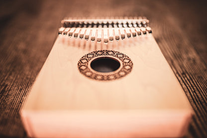 Meinl Sonic Energy Sound Hole Kalimba, 17 Töne, Ahorn