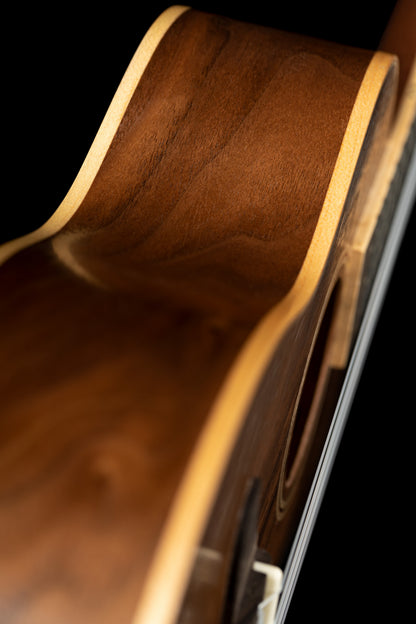 ORTEGA Horizon Series Concert Ukulele 4 String - Walnut Natural + Bag