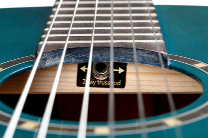 ORTEGA Family Series 4/4 Slim Neck Konzertgitarre 6 String - Ocean Blue + Bag