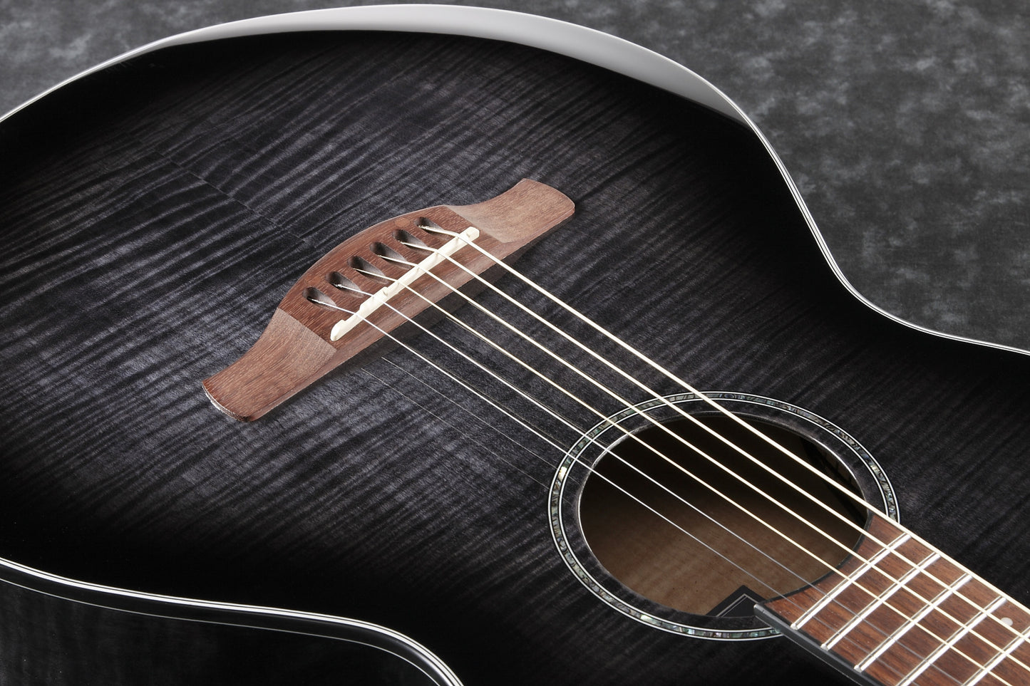 IBANEZ AEWC Akustikgitarre 6-String - Transparent Black Sunburst