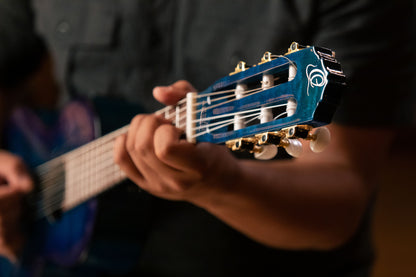 ORTEGA Mini Travel Series 1/8 Gitarre 6-String - Faded Blue + Gigbag