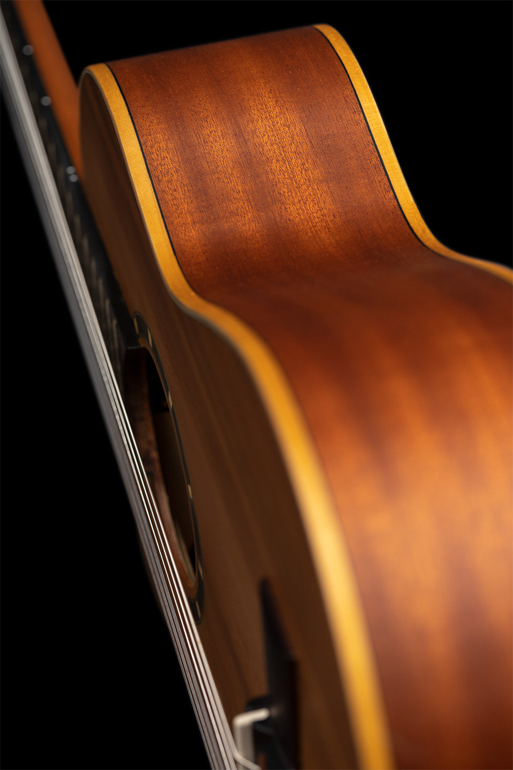 ORTEGA Family Series 1/2 Konzertgitarre 6 String Lefty - Zeder / Mahagoni Natur + Bag