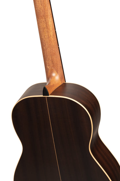 ORTEGA Traditional Series 4/4 Konzertgitarre 6-String + Pro Gigbag
