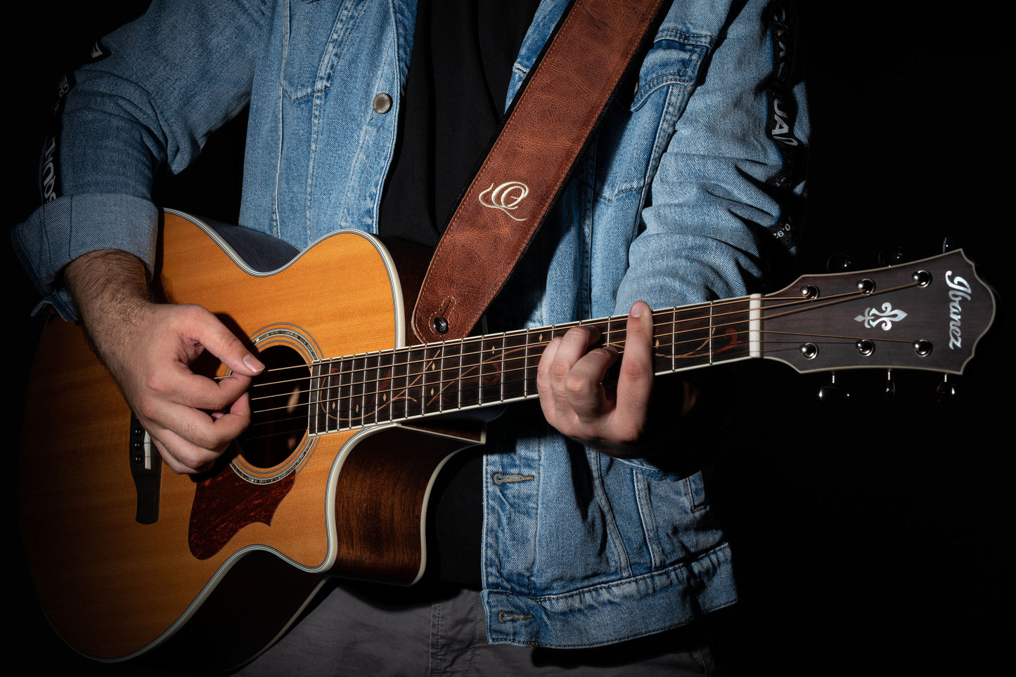 ORTEGA Echtledergitarrengurt - Vintage Caramel