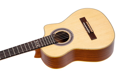 ORTEGA Requinto Series 1/2 Akustikgitarre 6-String - Natural