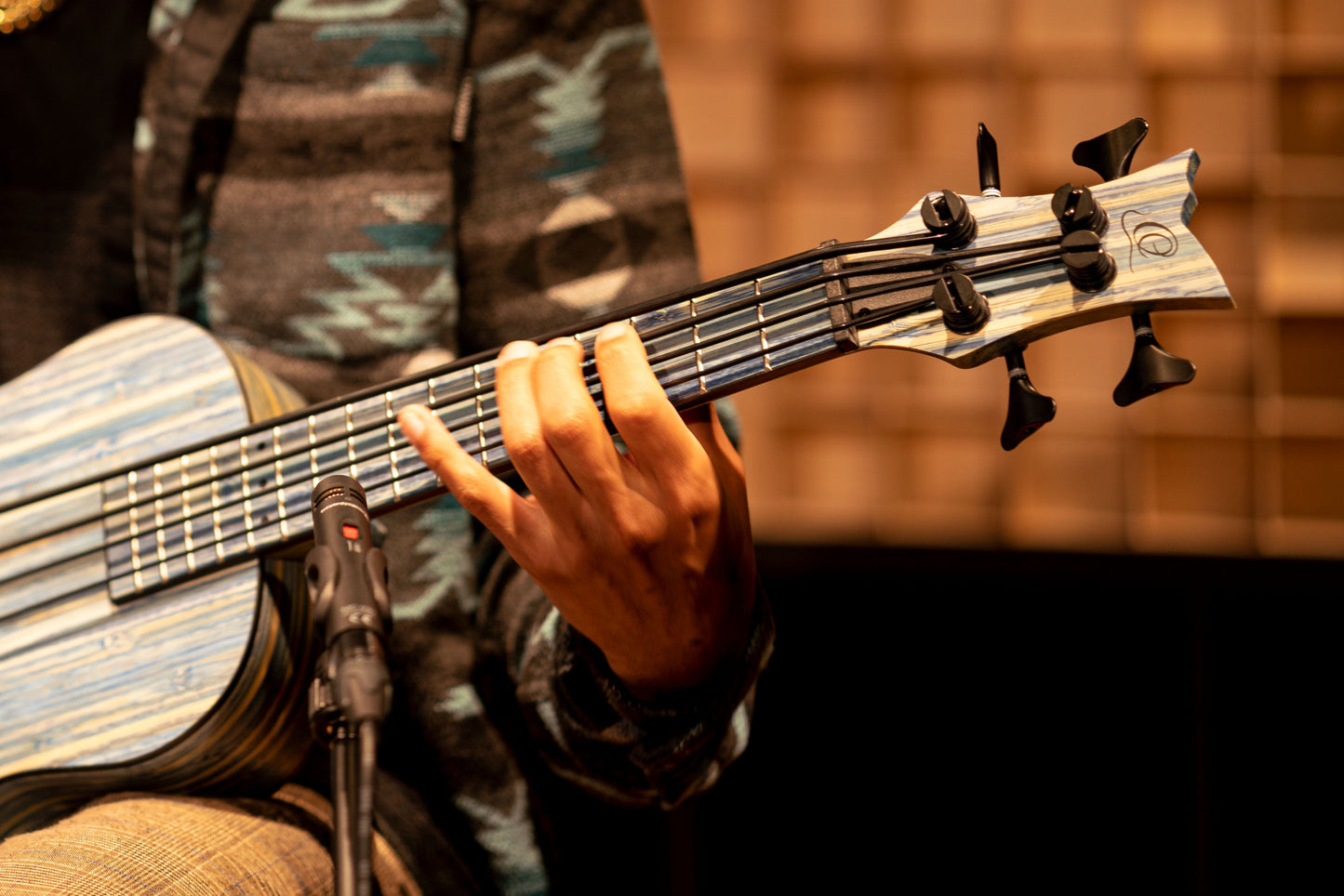 ORTEGA Bamboo Serie Short Scale Uke Bass 4 String - Solid Bamboo Stonewashed + Bag