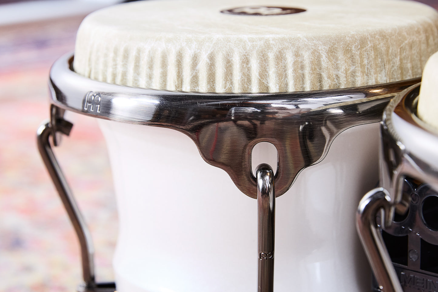 MEINL Percussion Artist Series Bongo Roberto Serrano, REMO® Fiberskyn Heads - 7" & 8 1/2" Pearl White