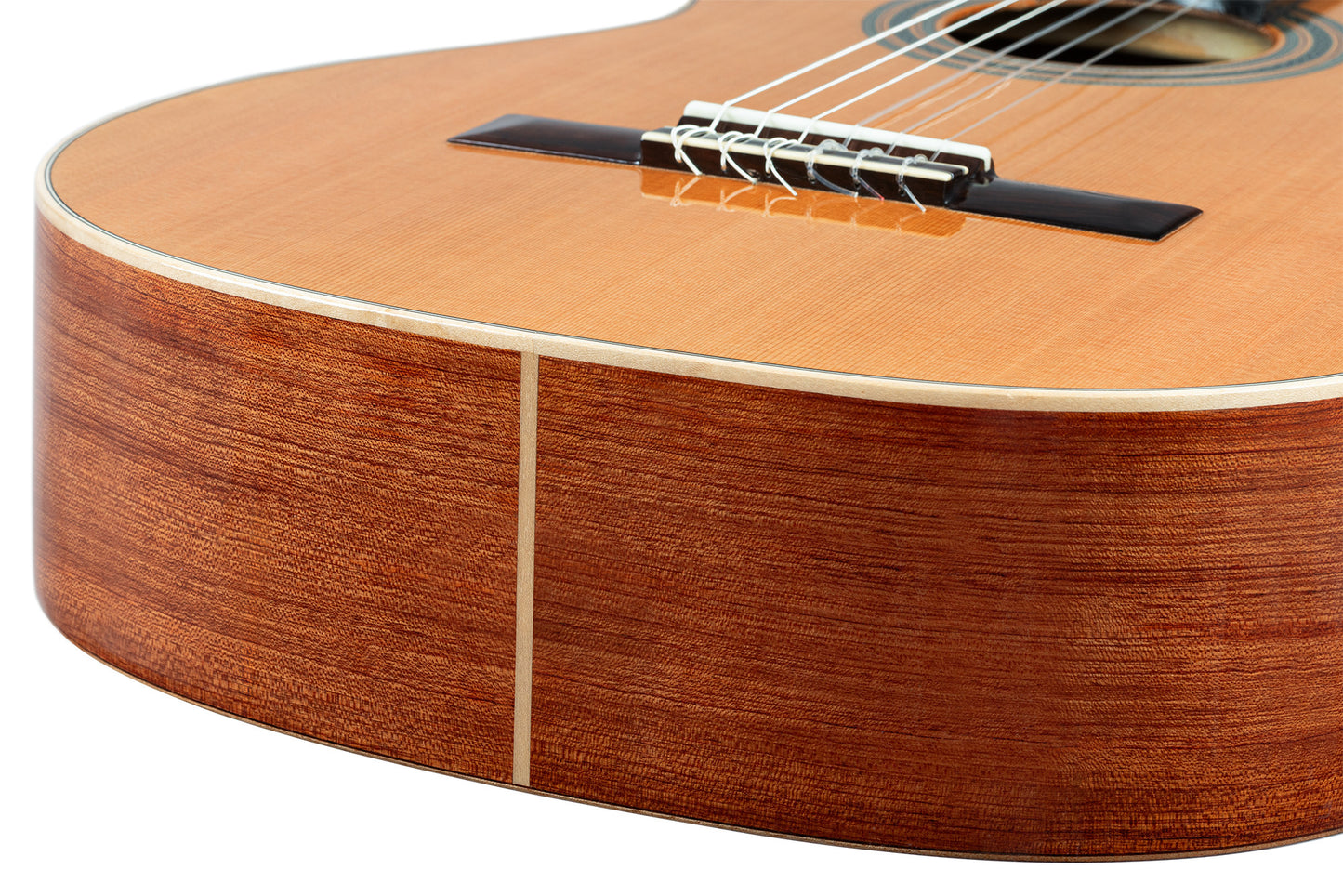 ORTEGA Traditional Series 4/4 Konzertgitarre 6-String + Pro Gigbag