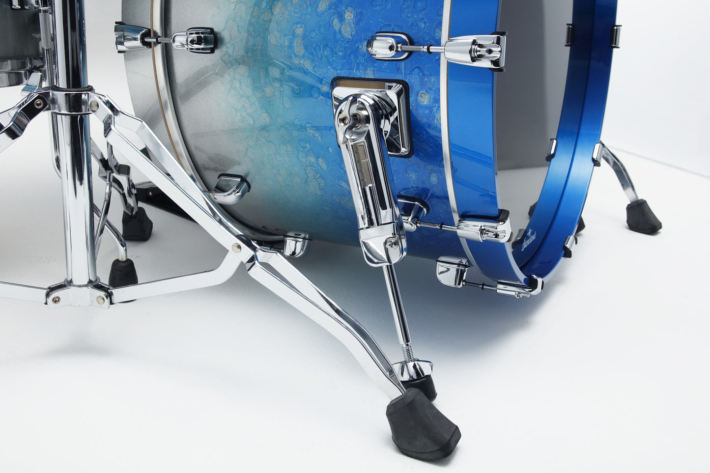 TAMA Starclassic Walnut/Birch Lacquer Shell Kit 3 teilig - Molten Blue Ice Fade/Chrom HW