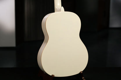ORTEGA Family Series 4/4 Slim Neck Konzertgitarre 6 String - Weiß + Bag