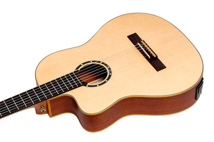 ORTEGA Family Series 4/4 Classical Slim Neck Guitar 6 String Lefty - Spruce / Mahogany Natural + Gig Bag