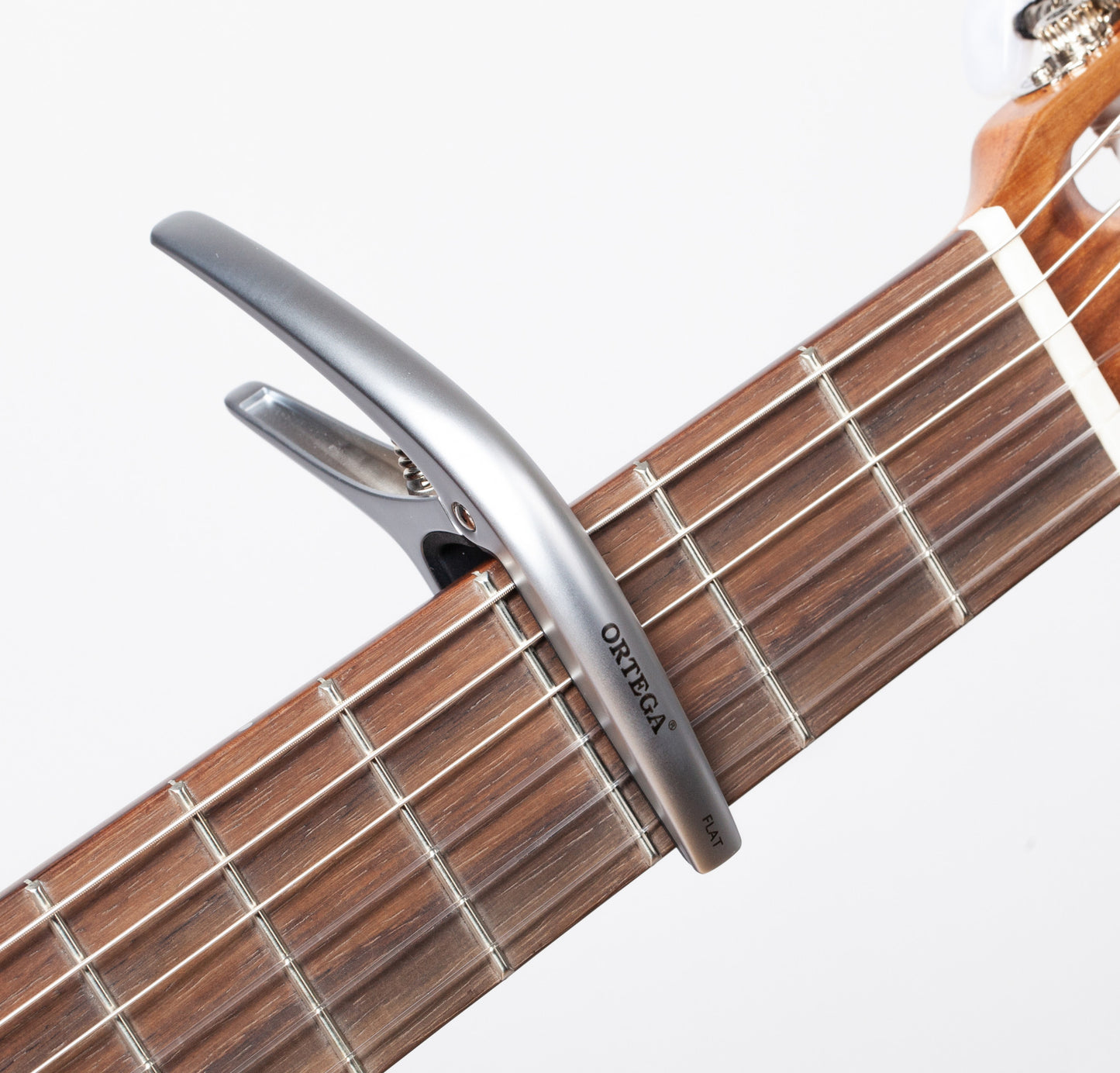 ORTEGA Curved/Flat Guitar Capo - Chrome