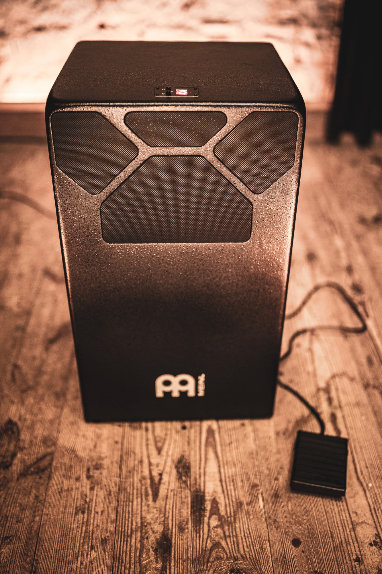 MEINL Percussion Electronic Series Digital Cajon