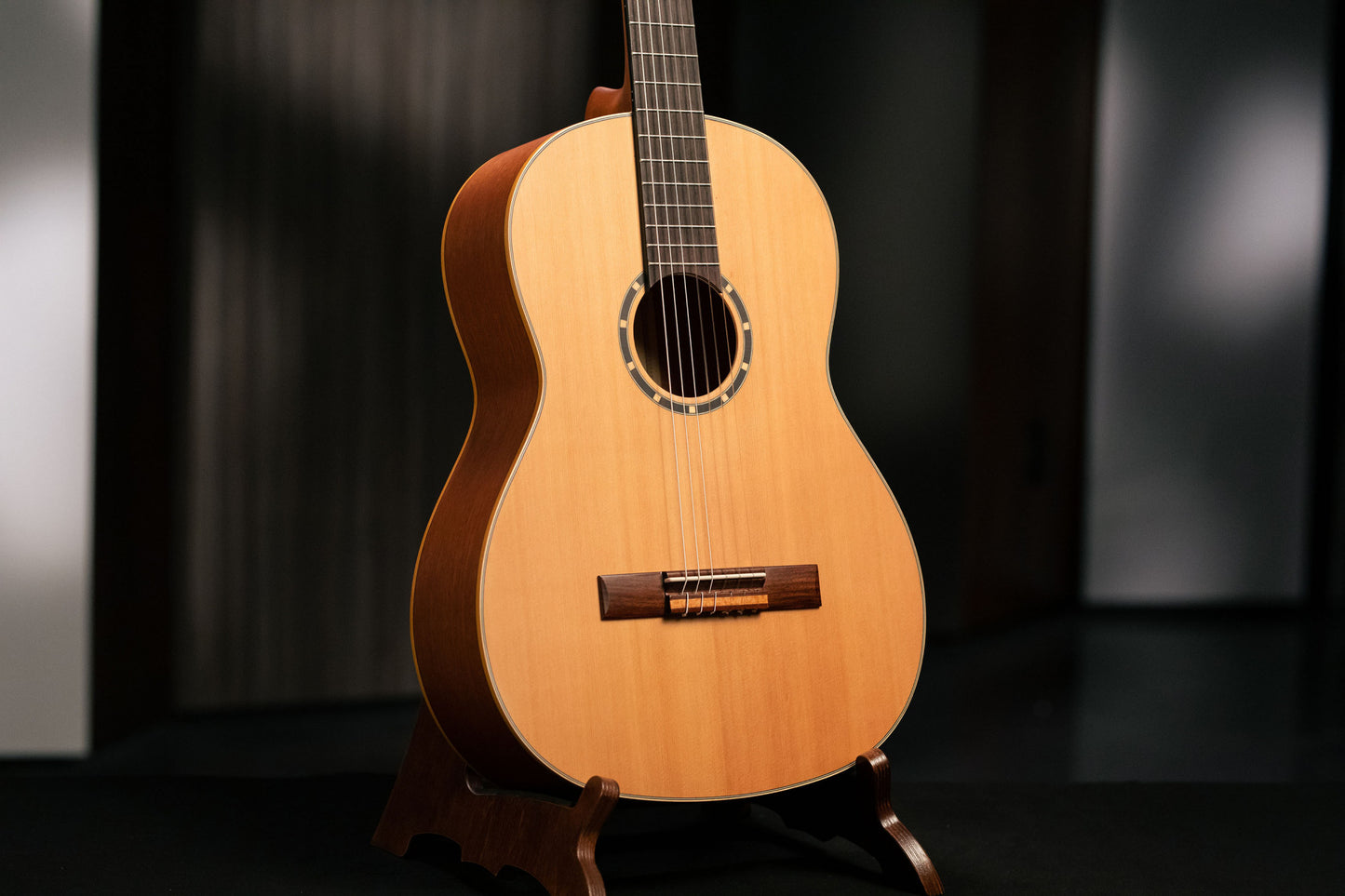 ORTEGA Family Series 4/4 Classical Slim Neck Guitar 6 String - Cedar / Mahogany Natural + Gigbag