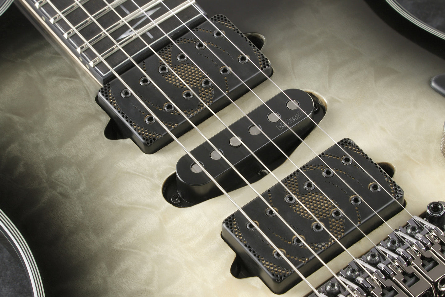 IBANEZ Nita Strauss Signature Electric Guitar 6-String - Deep Space Blonde