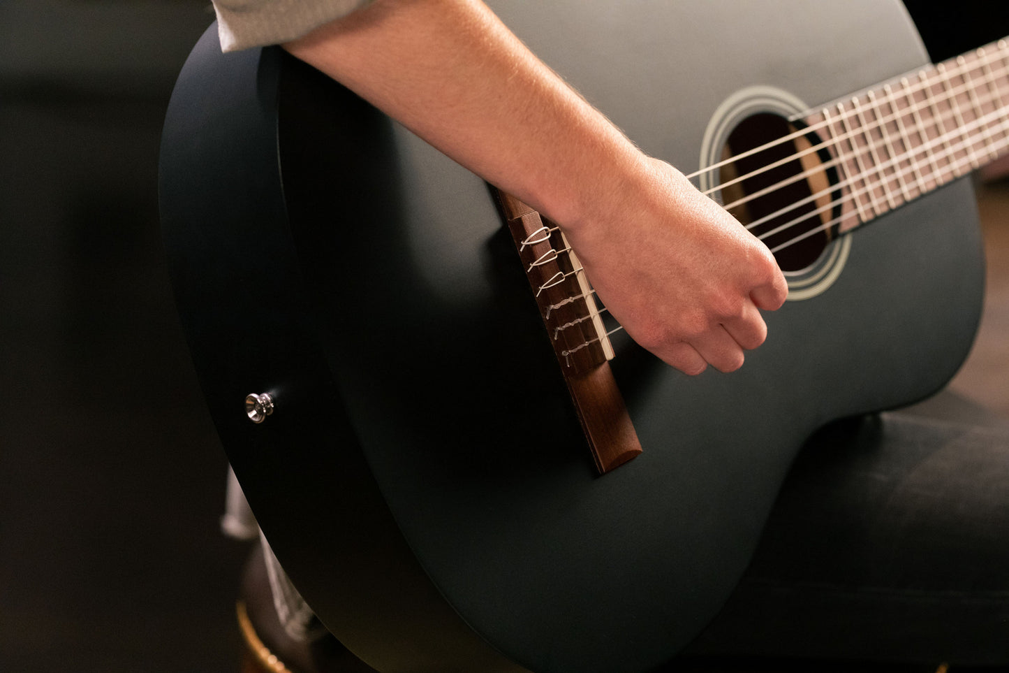 ORTEGA Student Series 4/4 Classic Guitar 6-String - Black