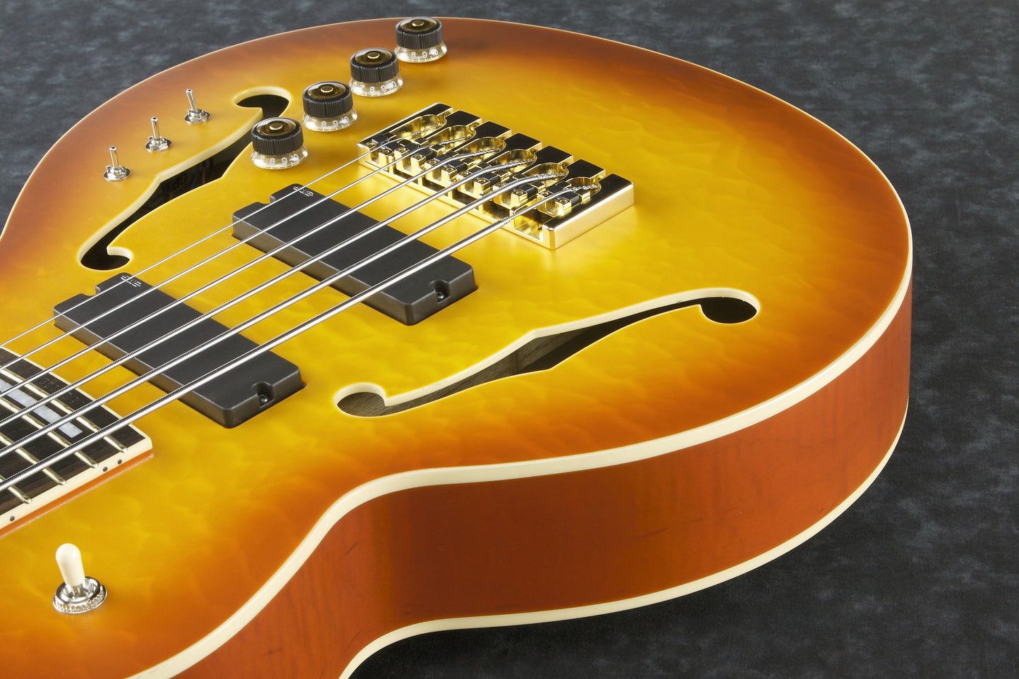 IBANEZ Thundercat Signature Hollow Body Bass 6-String - Autumn Leaf Burst Matte + Koffer