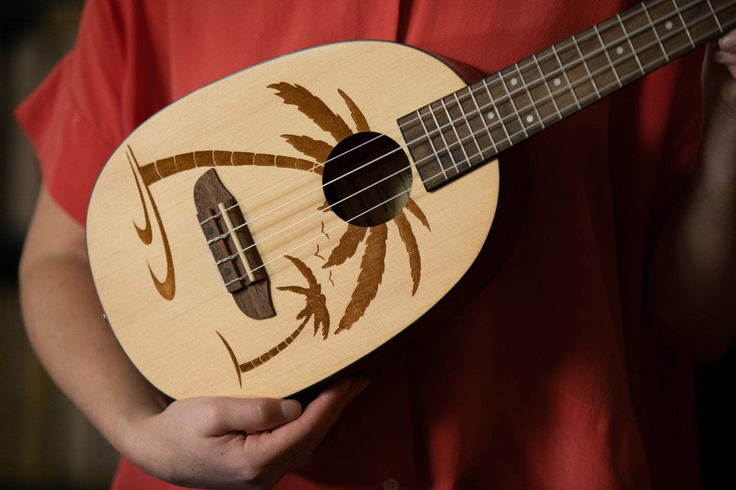 ORTEGA Bonfire Serie Konzert Ukulele 4 String - Fichte/Sapele Natur