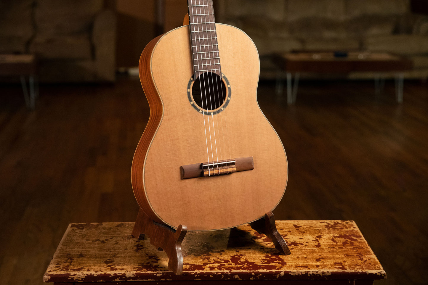 ORTEGA Family Series Pro 4/4 Konzertgitarre 6 String - Zeder / Mahagoni Natur + Bag