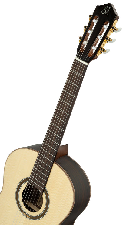 ORTEGA Performer Series 4/4 Konzertgitarre 6-String - Natural + Gigbag