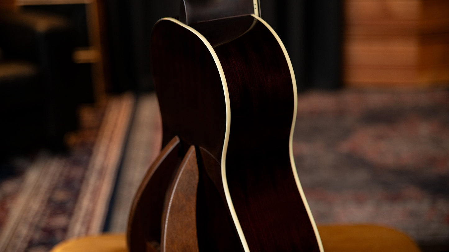 ORTEGA Ranger Series 4/4 Konzertgitarre 6-String - Platinum + Gigbag