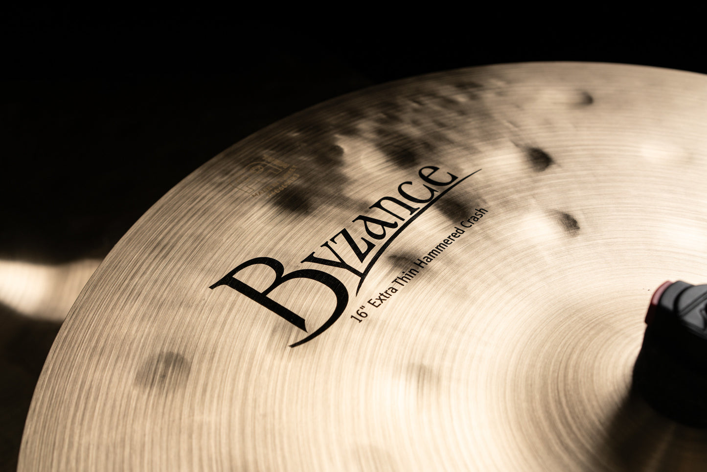 MEINL Cymbals Byzance Traditional Extra Thin Hammered Crash - 16"