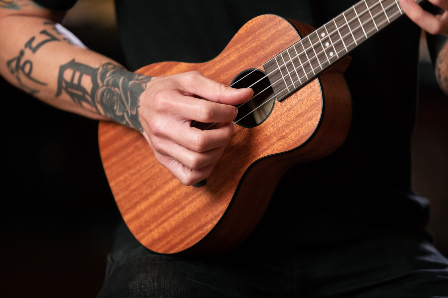 ORTEGA Horizon Serie Konzert Ukulele 4 String - Mahogany Natural