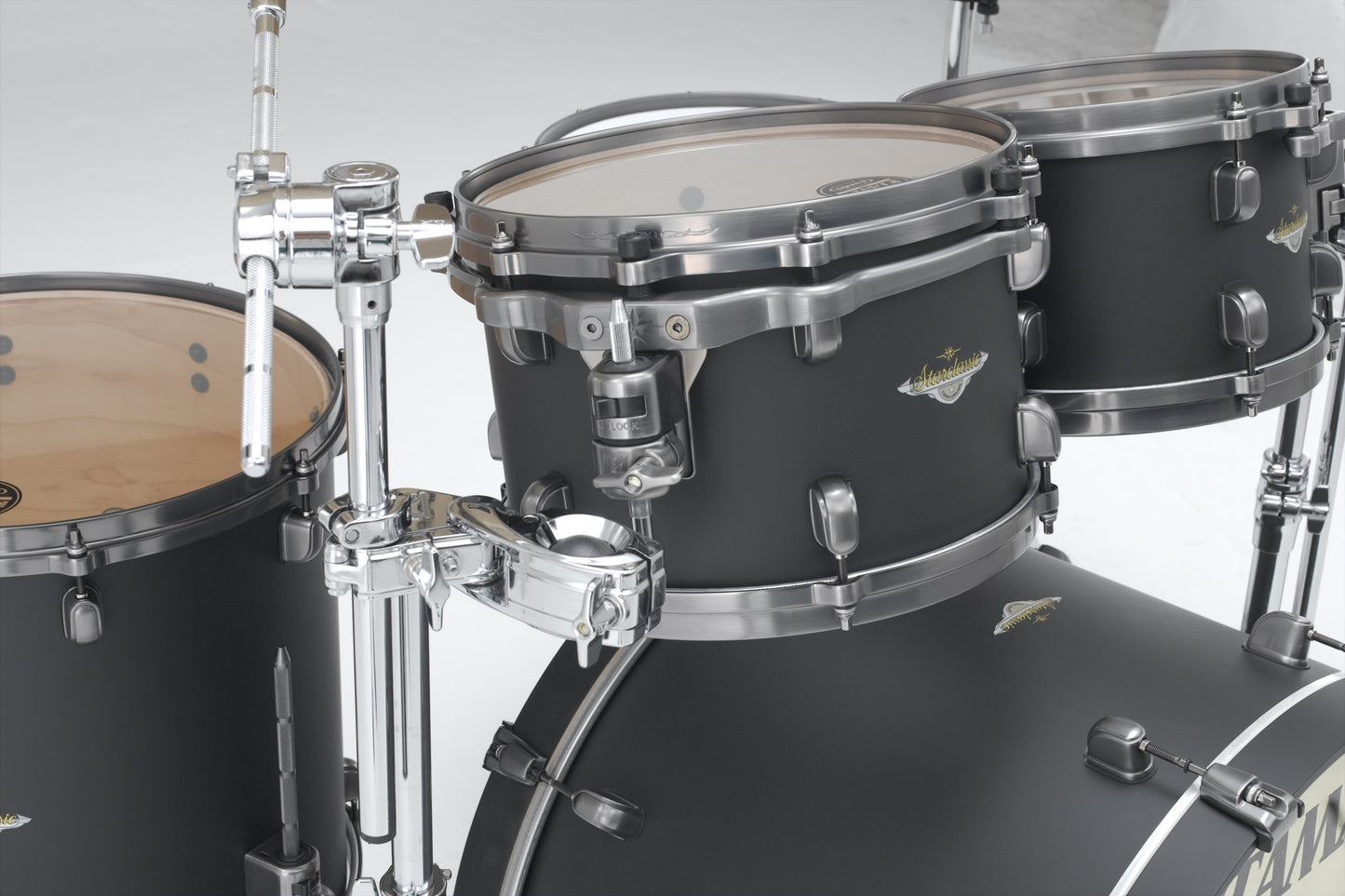 TAMA Starclassic Maple Lacquer Rack Tom 10" x 7" - Flat Black/Smoked Black Nickel HW