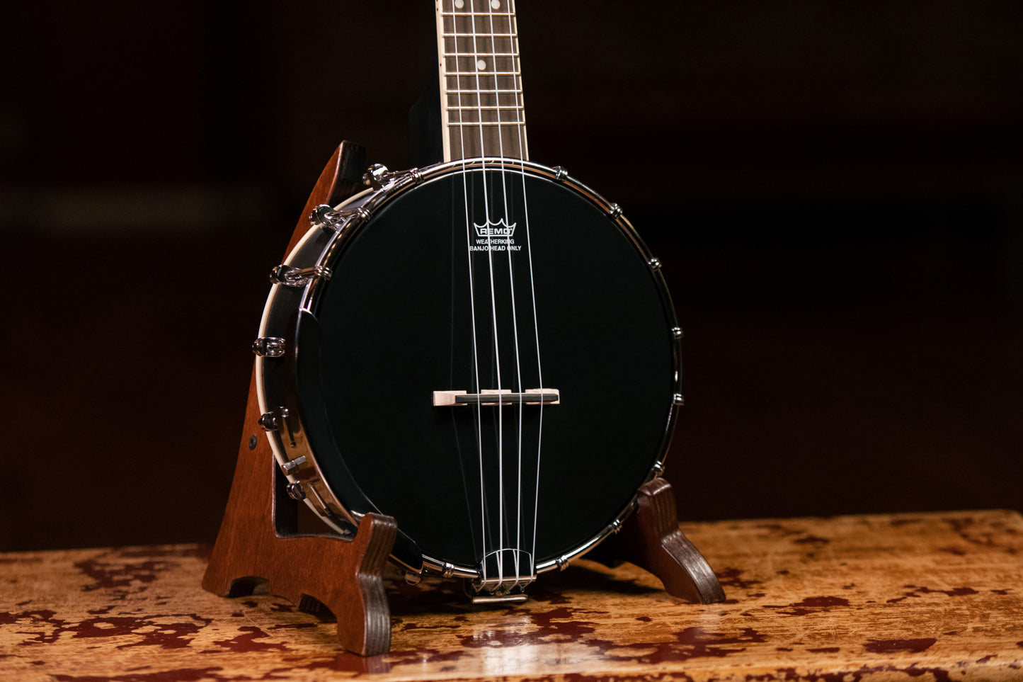 ORTEGA Banjolele Series Concert Ukulele 4 String - Maple Black + Bag