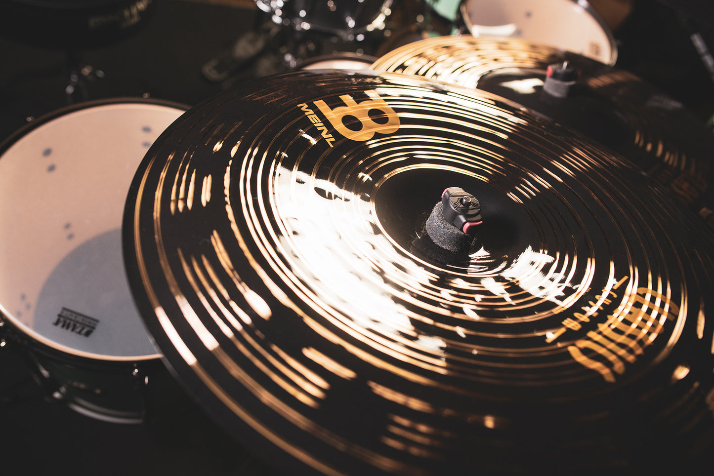 MEINL Cymbals Classics Custom Heavy Dark China - 18"