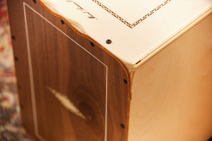 MEINL Percussion Artisan Edition Serie String Cajon Cantina Line - Walnut