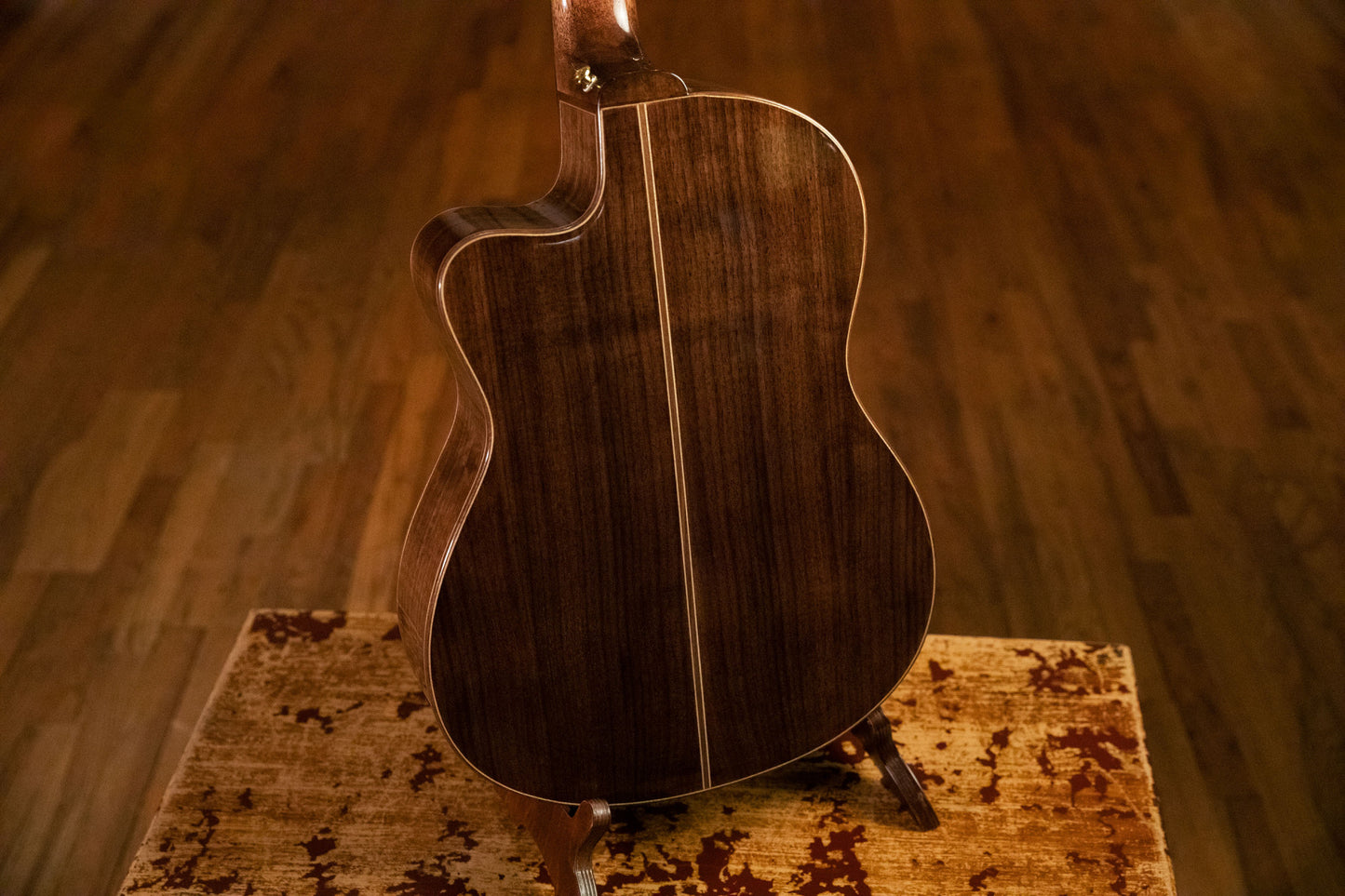 ORTEGA Performer Series 4/4 Classical Guitar 6-String - Natural + Gig Bag