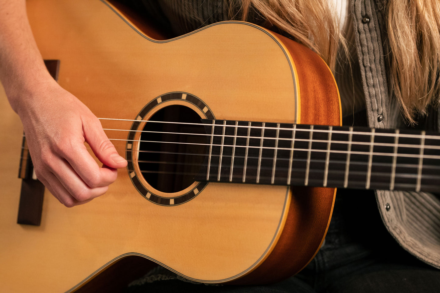 ORTEGA Family Series 3/4 Konzertgitarre 6 String - Mahagoni Natur + Bag