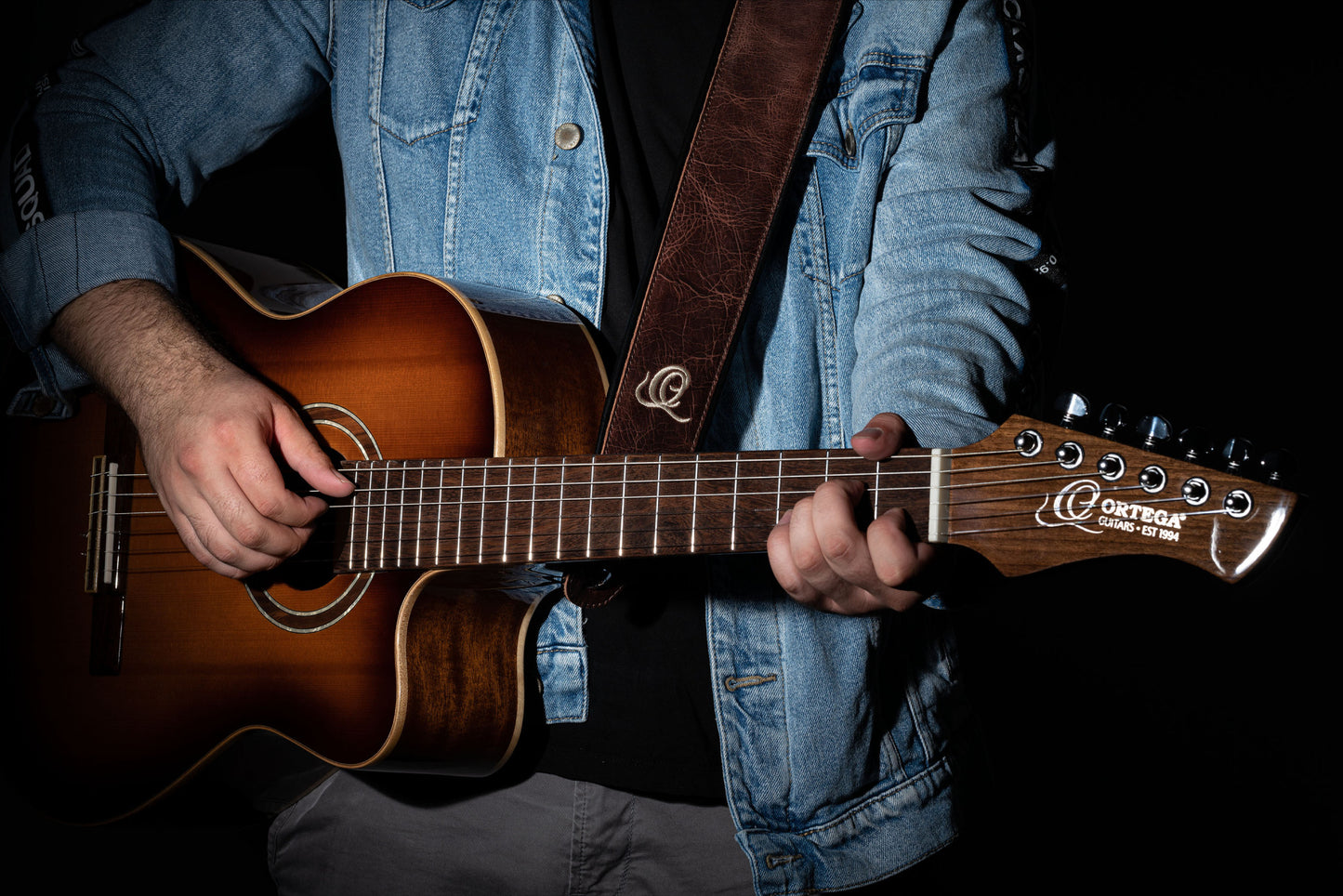 ORTEGA Echtledergitarrengurt - Vintage Brown