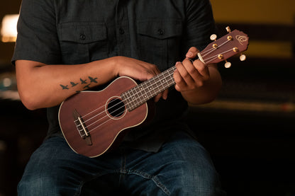 ORTEGA Timber Series Soprano Ukulele 4 String - Mahogany Natural + Bag