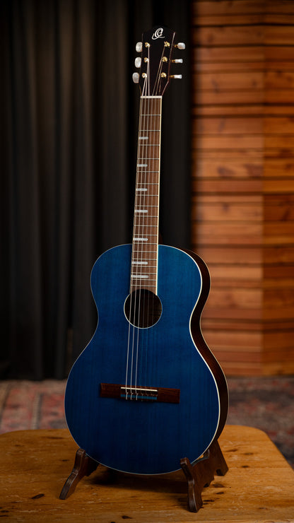 ORTEGA Ranger Series 4/4 Konzertgitarre 6-String - Ozeanblau + Gigbag