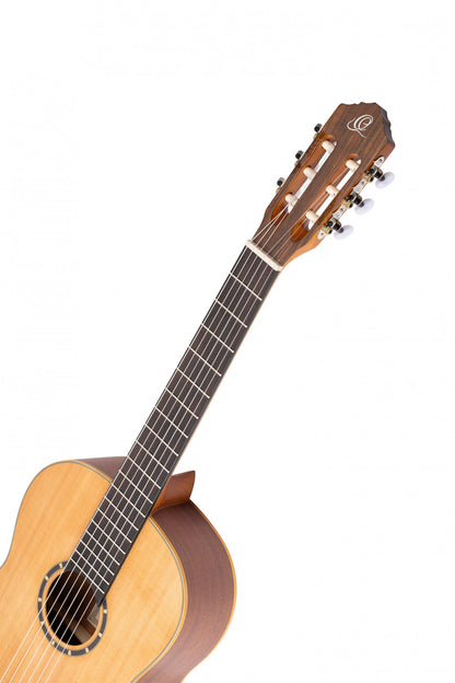 ORTEGA Family Series 4/4 Konzertgitarre 6 String - Zeder / Mahagoni Natur + Bag