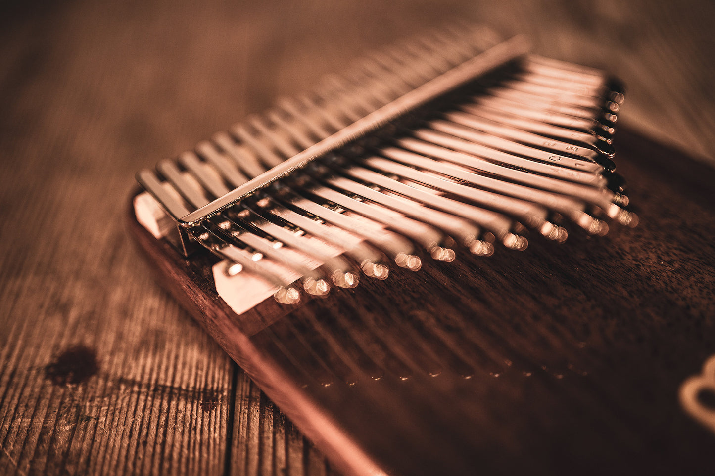 Meinl Sonic Energy Solid Kalimba, 21 Töne, schwarze Walnuss