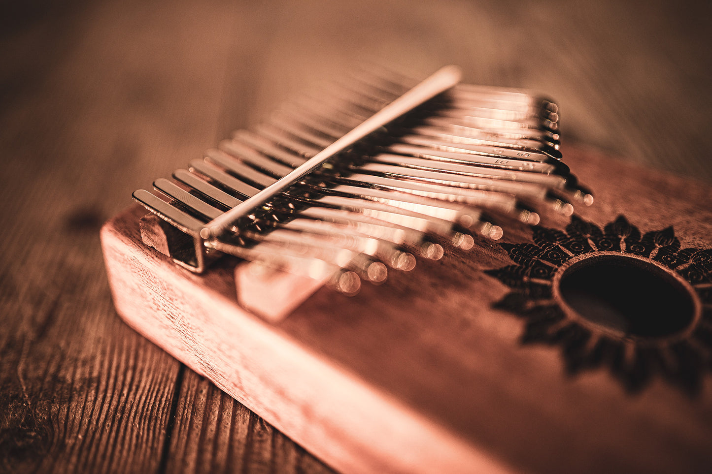 Meinl Sonic Energy Sound Hole Kalimba, 17 Töne, Mahagoni matt