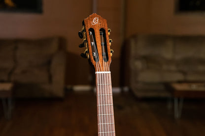 ORTEGA Family Series 3/4 Classical Guitar 6 String - Spruce / Mahogany Black + Gig Bag