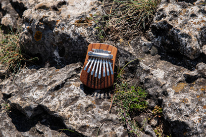 Meinl Sonic Energy Solid "Flower of Life" Mini Kalimba - 8 Töne / rotes Zebraholz