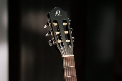 ORTEGA Family Series 4/4 Classical Slim Neck Guitar 6 String - Spruce / Mahogany Satin Black + Gig Bag