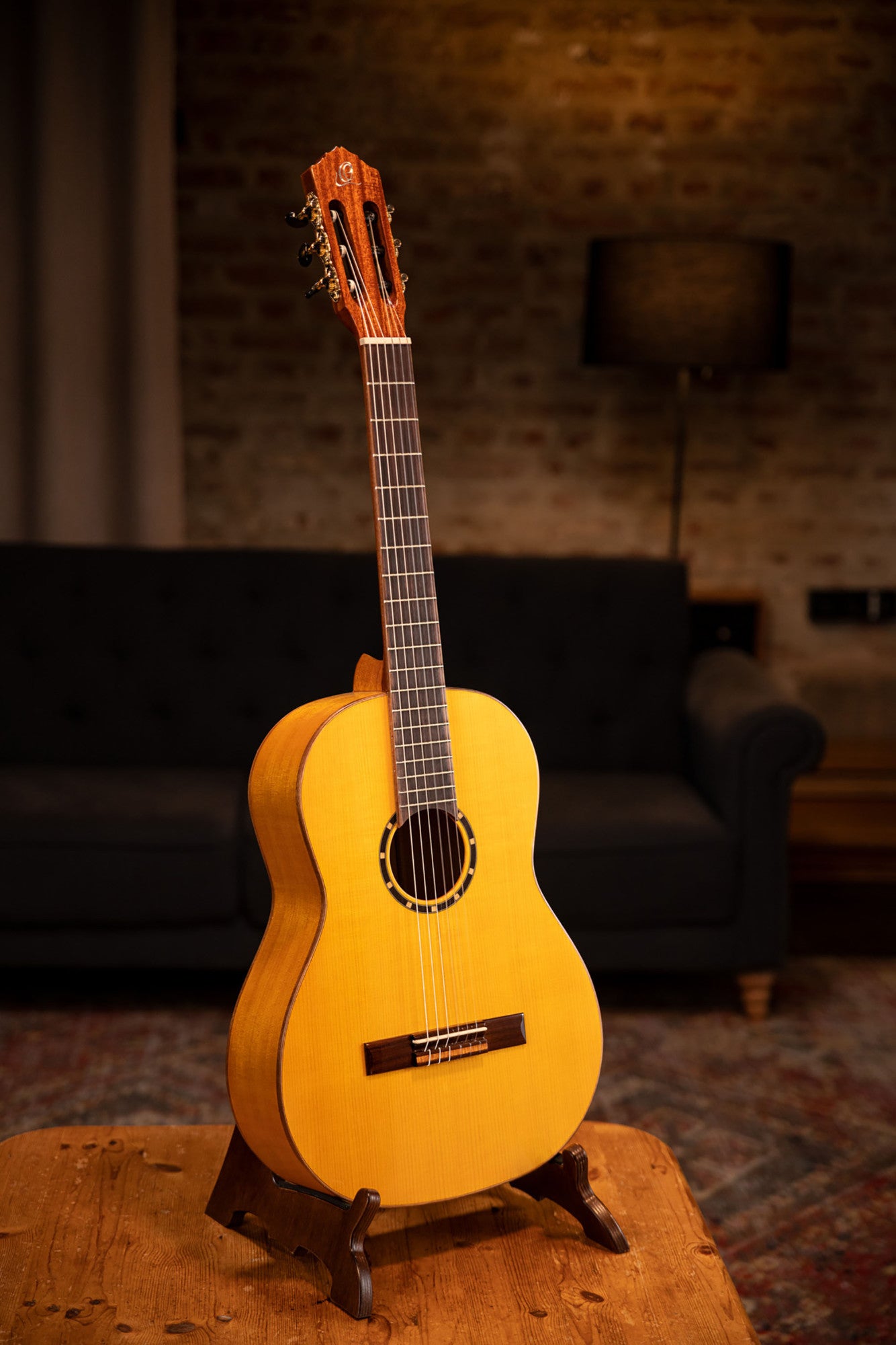 ORTEGA Family Series Pro 4/4 Classical Guitar 6 String - Solid North American Spruce + Gig Bag