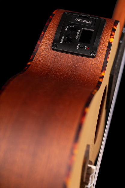 ORTEGA Bonfire Serie Konzert Preamp Ukulele 4 String - Fichte/Sapele Natur